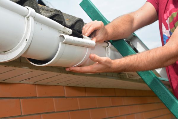 Cost of Large Gutter Repair in Lubbock
