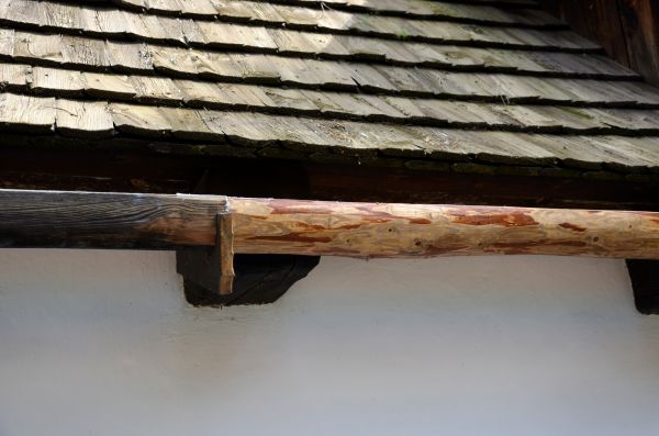 Wood Gutters Installation in Lubbock